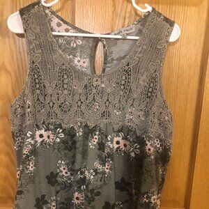 Absolutely Famous XL sleeveless top green/pink/white floral